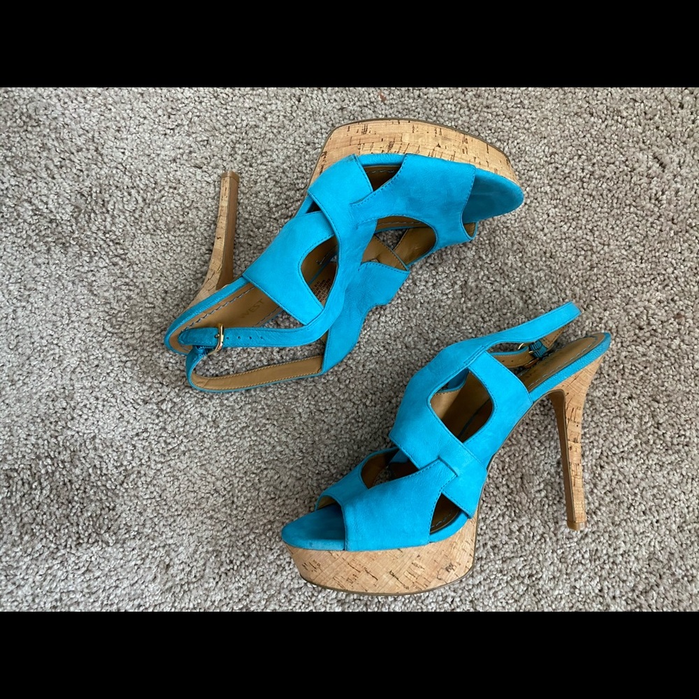 Platform sandals